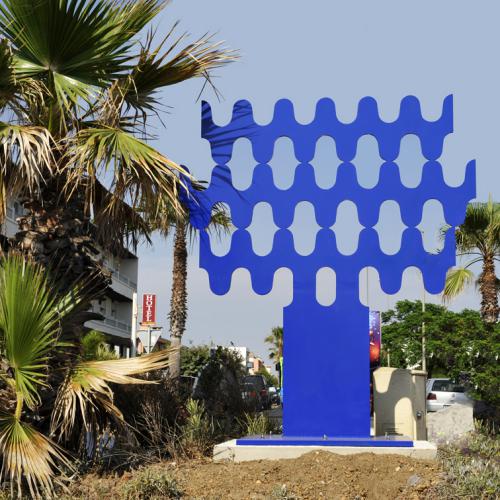 '' Les ARBRES de JORDI '' - 8 Sculptures pérennes en acier thermo-laqué -exposition permanente sur chacun des 8 ronds-points d'une avenue de 3 km à Palavas les Flots -34- ici ''l'Arbre Vagues''
